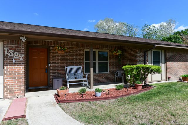 1327 Sea Breeze, New Braunfels, TX 78130