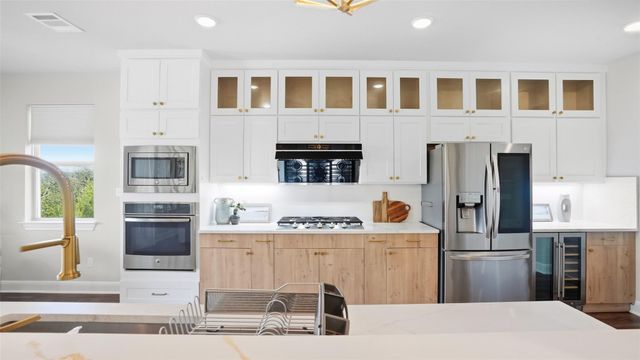 2505 Milan Meadows DR, Leander, TX 78641