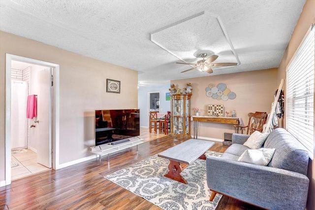 320 PHEASANT CIRCLE, Brandon, FL 33510