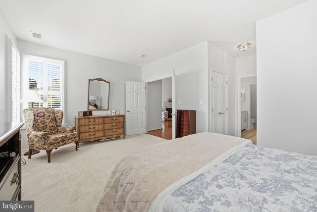 6828 DERBY RUN WAY, Gainesville, VA 20155