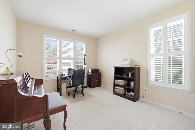 6828 DERBY RUN WAY, Gainesville, VA 20155