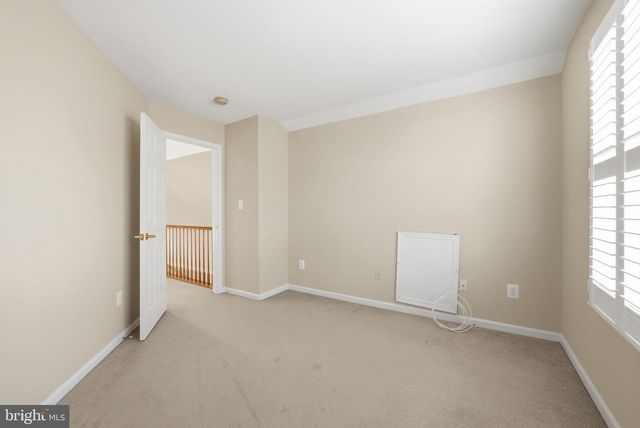6828 DERBY RUN WAY, Gainesville, VA 20155