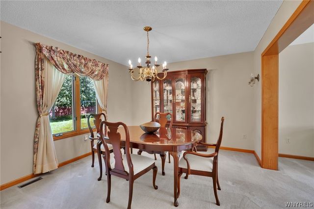 178 Daven Drive, Amherst, NY 14068