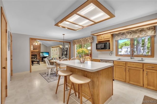 178 Daven Drive, Amherst, NY 14068