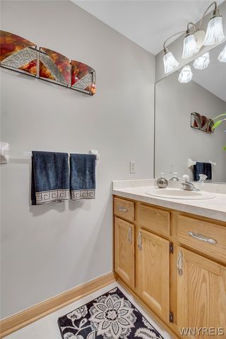 178 Daven Drive, Amherst, NY 14068