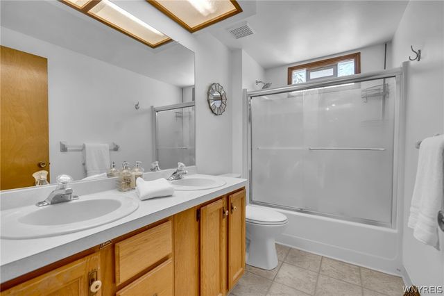 178 Daven Drive, Amherst, NY 14068