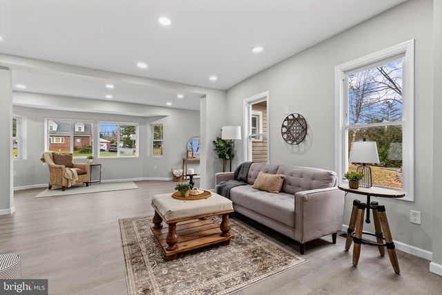 3507 UNION DEPOSIT RD, Harrisburg, PA 17109