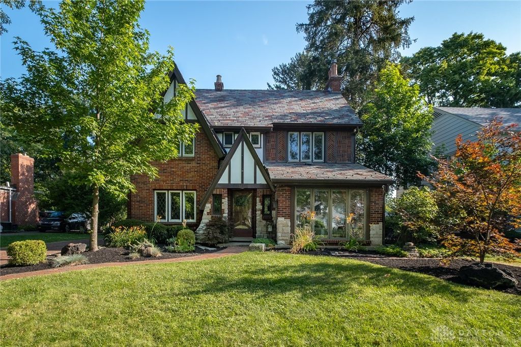 223 Harman Boulevard, Oakwood, OH 45419