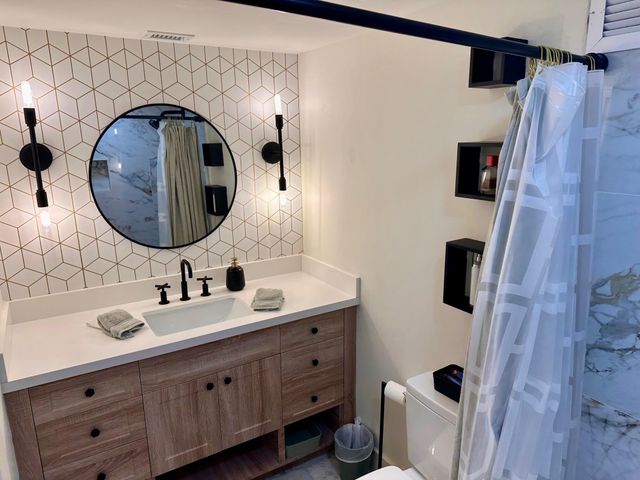 2029 N Ocean Boulevard 109, Fort Lauderdale, FL 33305