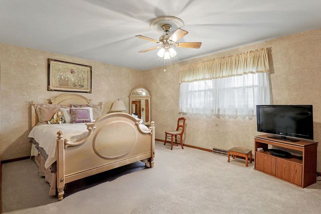 2216 W 18th St N, Wichita, KS 67203