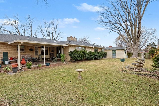 2216 W 18th St N, Wichita, KS 67203