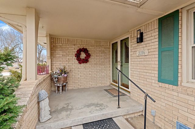 2216 W 18th St N, Wichita, KS 67203