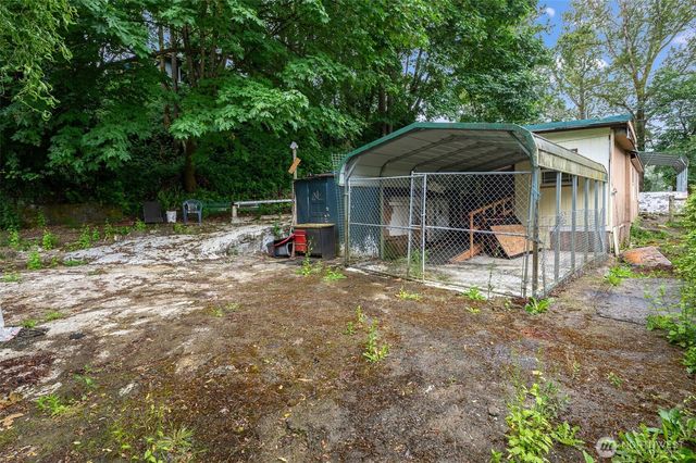 618 N 3rd Avenue, Kelso, WA 98626