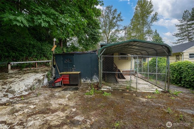618 N 3rd Avenue, Kelso, WA 98626