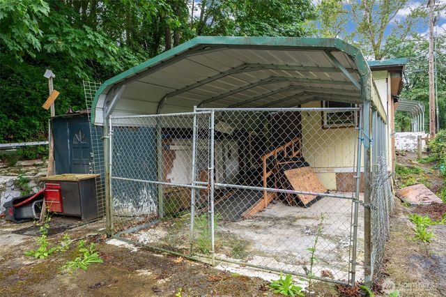 618 N 3rd Avenue, Kelso, WA 98626