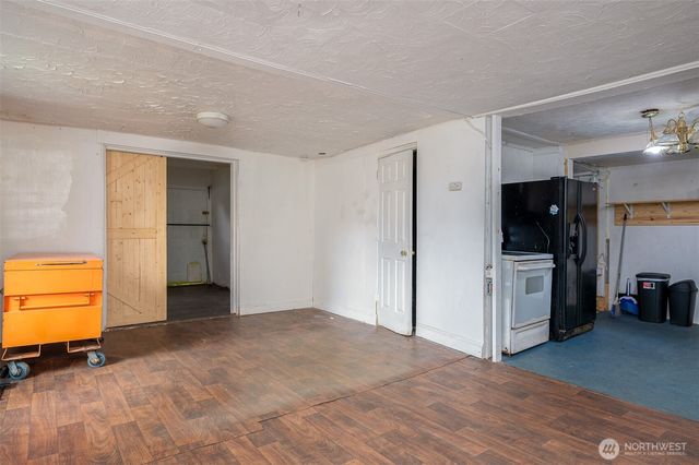 618 N 3rd Avenue, Kelso, WA 98626