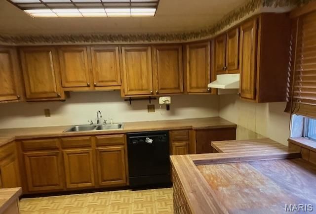 2216 Foggy Bottom Drive, Florissant, MO 63031