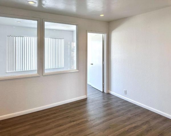 8811 A Street, Oakland, CA 94621