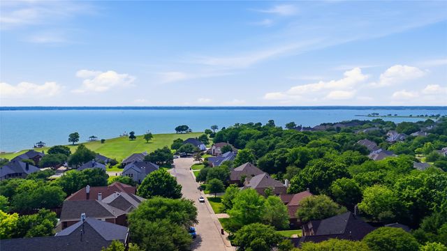 1831 Emerald Bay Drive, Rockwall, TX 75087