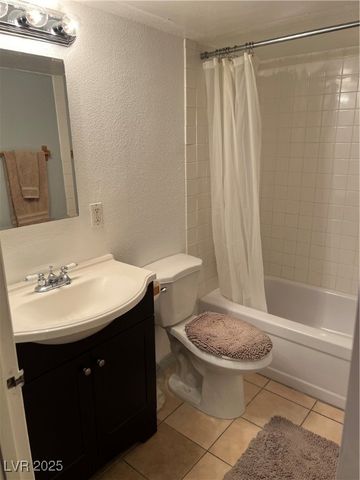 625 South Royal Crest Circle 2, Las Vegas, NV 89169