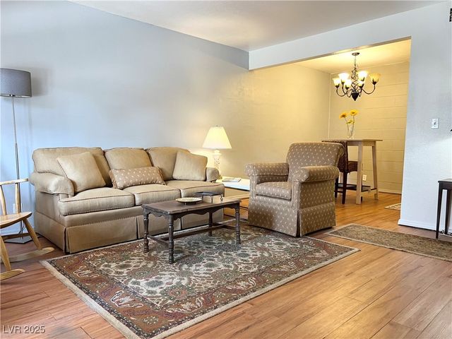 625 South Royal Crest Circle 2, Las Vegas, NV 89169