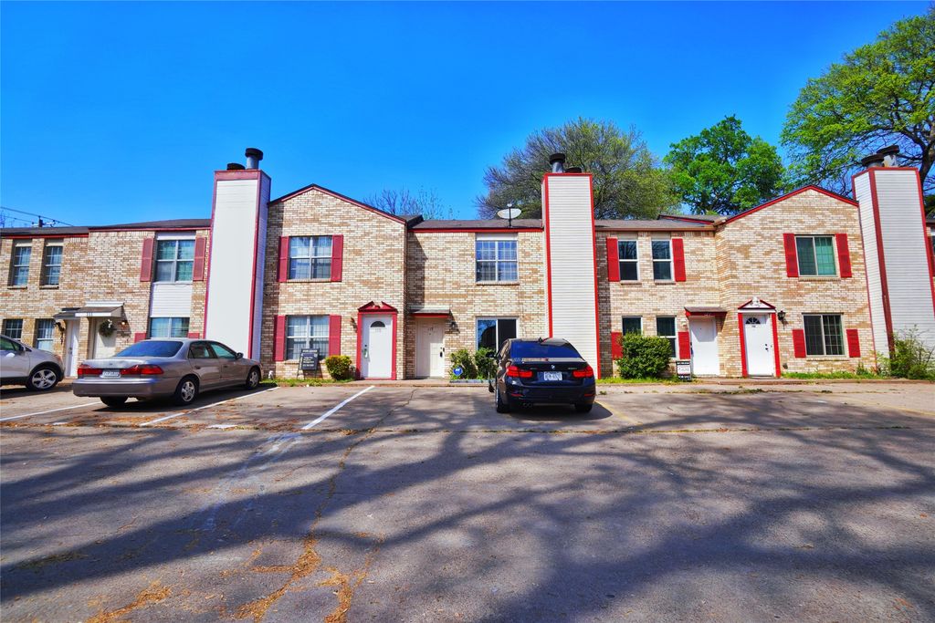 119 Austin Stone Drive, Duncanville, TX 75137 — exterior