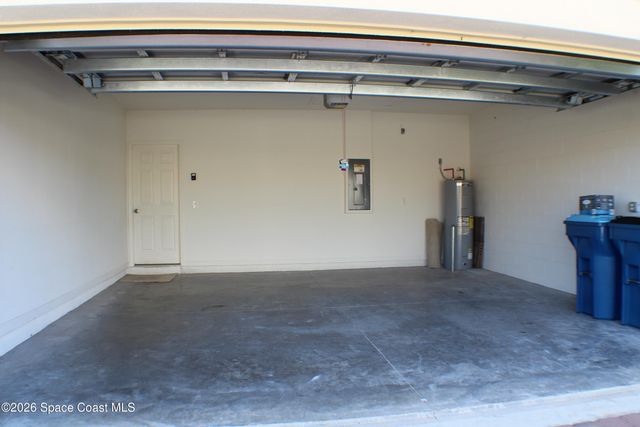 900 Old Country Road SE, Palm Bay, FL 32909