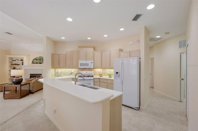 8005 WATERVIEW BOULEVARD, Lakewood Ranch, FL 34202