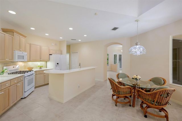 8005 WATERVIEW BOULEVARD, Lakewood Ranch, FL 34202