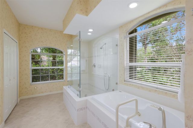 8005 WATERVIEW BOULEVARD, Lakewood Ranch, FL 34202