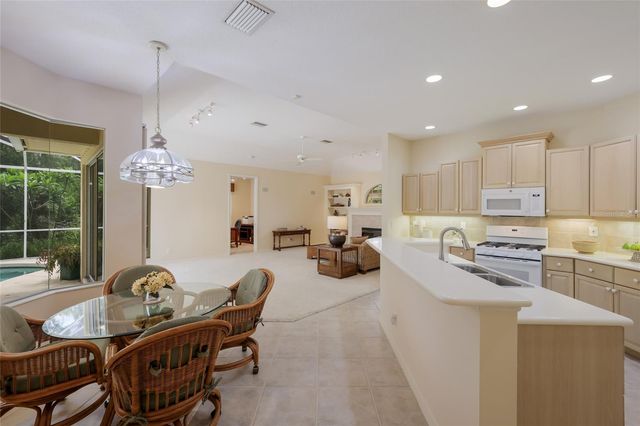 8005 WATERVIEW BOULEVARD, Lakewood Ranch, FL 34202