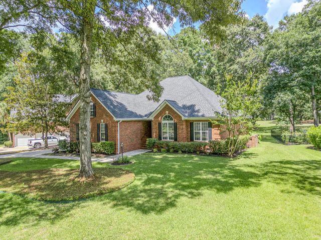 8614 W Fairway Woods Drive, North Charleston, SC 29420