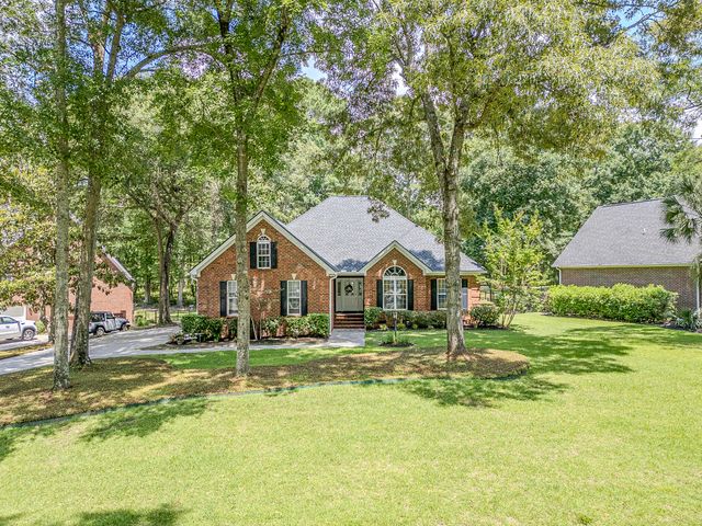 8614 W Fairway Woods Drive, North Charleston, SC 29420