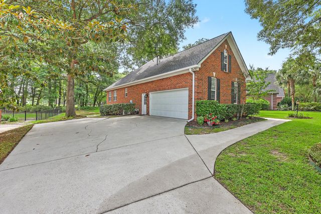 8614 W Fairway Woods Drive, North Charleston, SC 29420