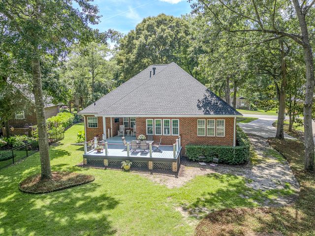 8614 W Fairway Woods Drive, North Charleston, SC 29420