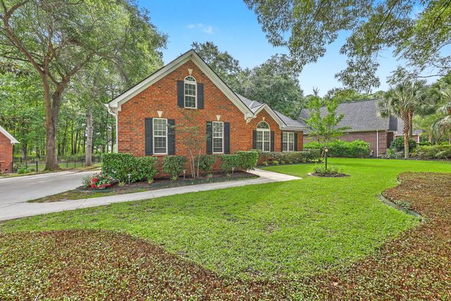 8614 W Fairway Woods Drive, North Charleston, SC 29420