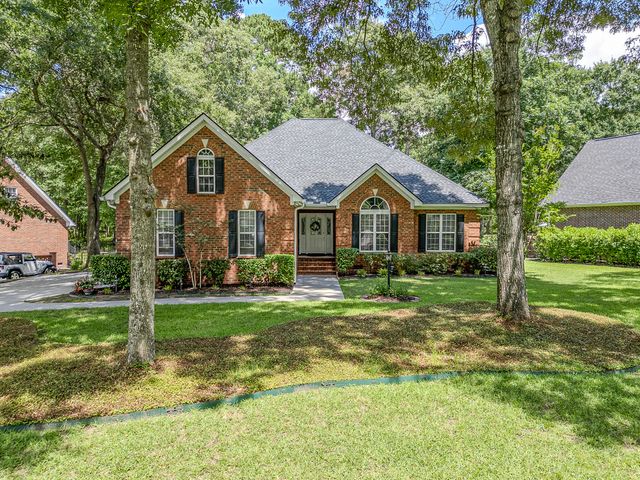 8614 W Fairway Woods Drive, North Charleston, SC 29420