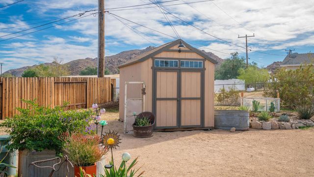 61869 Grand View Circle, Joshua Tree, CA 92252