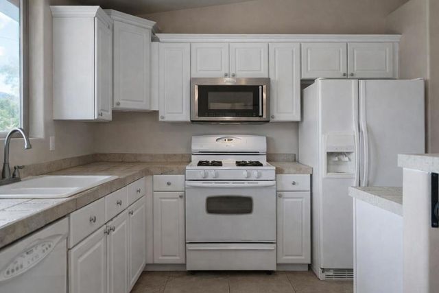 61869 Grand View Circle, Joshua Tree, CA 92252