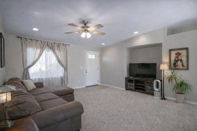 61869 Grand View Circle, Joshua Tree, CA 92252