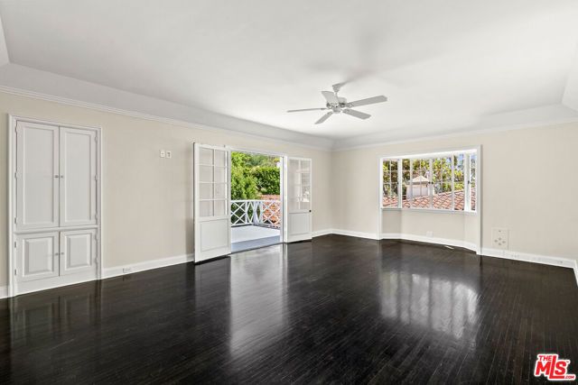 1910 Outpost Drive, Los Angeles, CA 90068