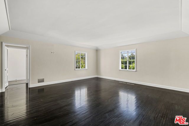 1910 Outpost Drive, Los Angeles, CA 90068