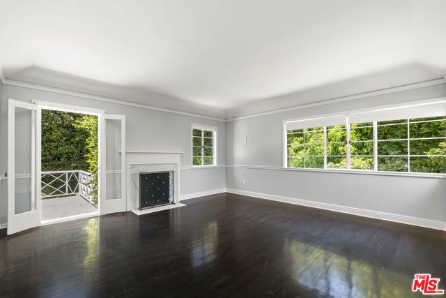 1910 Outpost Drive, Los Angeles, CA 90068