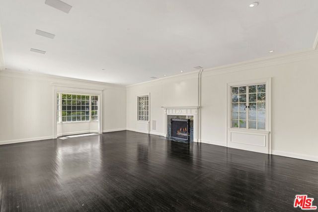 1910 Outpost Drive, Los Angeles, CA 90068