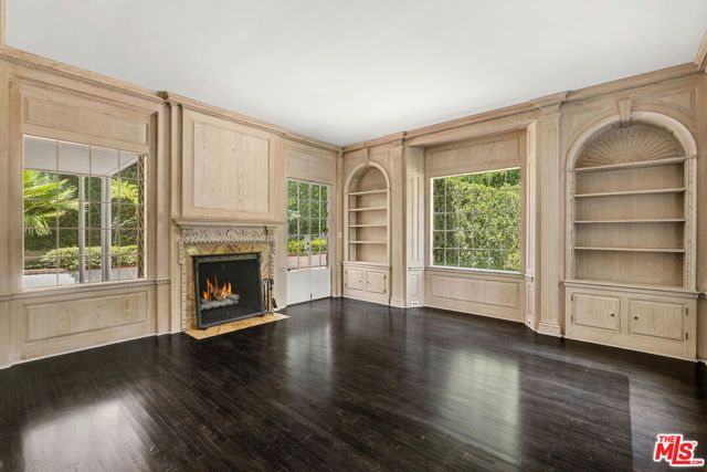 1910 Outpost Drive, Los Angeles, CA 90068