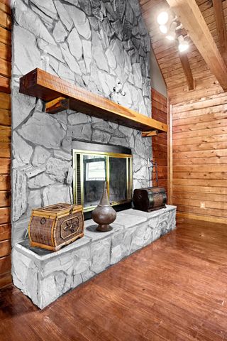 1201 Dickerson Bay Dr, Gallatin, TN 37066