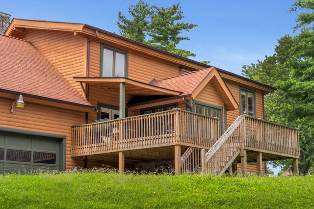 1201 Dickerson Bay Dr, Gallatin, TN 37066