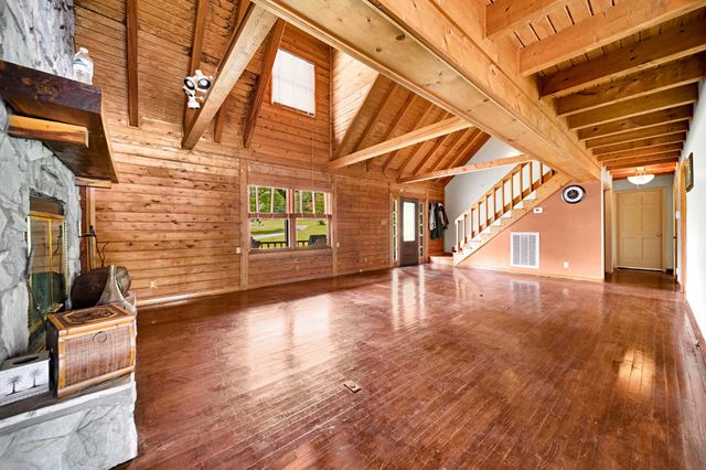 1201 Dickerson Bay Dr, Gallatin, TN 37066