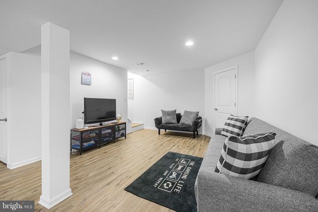 409 BOXWOOD RD, Wilmington, DE 19804