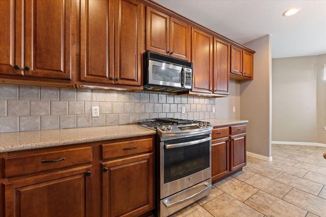 21861 Maidens Crossing Drive, Kingwood, TX 77339